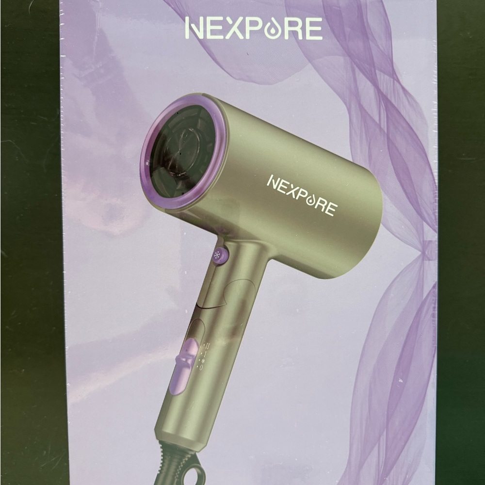 NEXPORE Hair Dryer in Olive and Purple